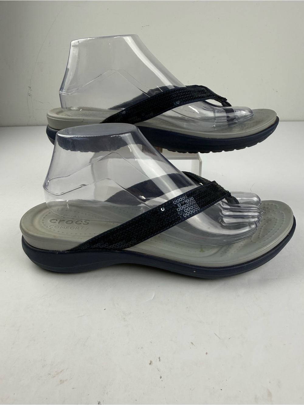 Crocs Womens 9 Capri V Sequin Flip Flop Thong Navy Blue Sandal